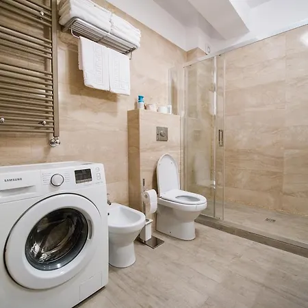 Sophia 2 Luxury Mamaia